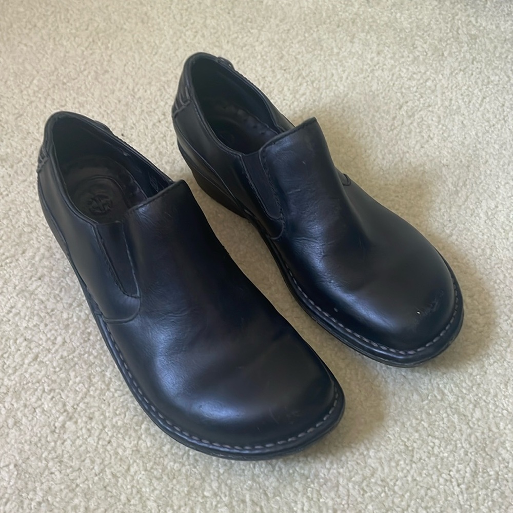 Dr. Marten Black slip on shoe Women’s size 7 1.5 inch heel